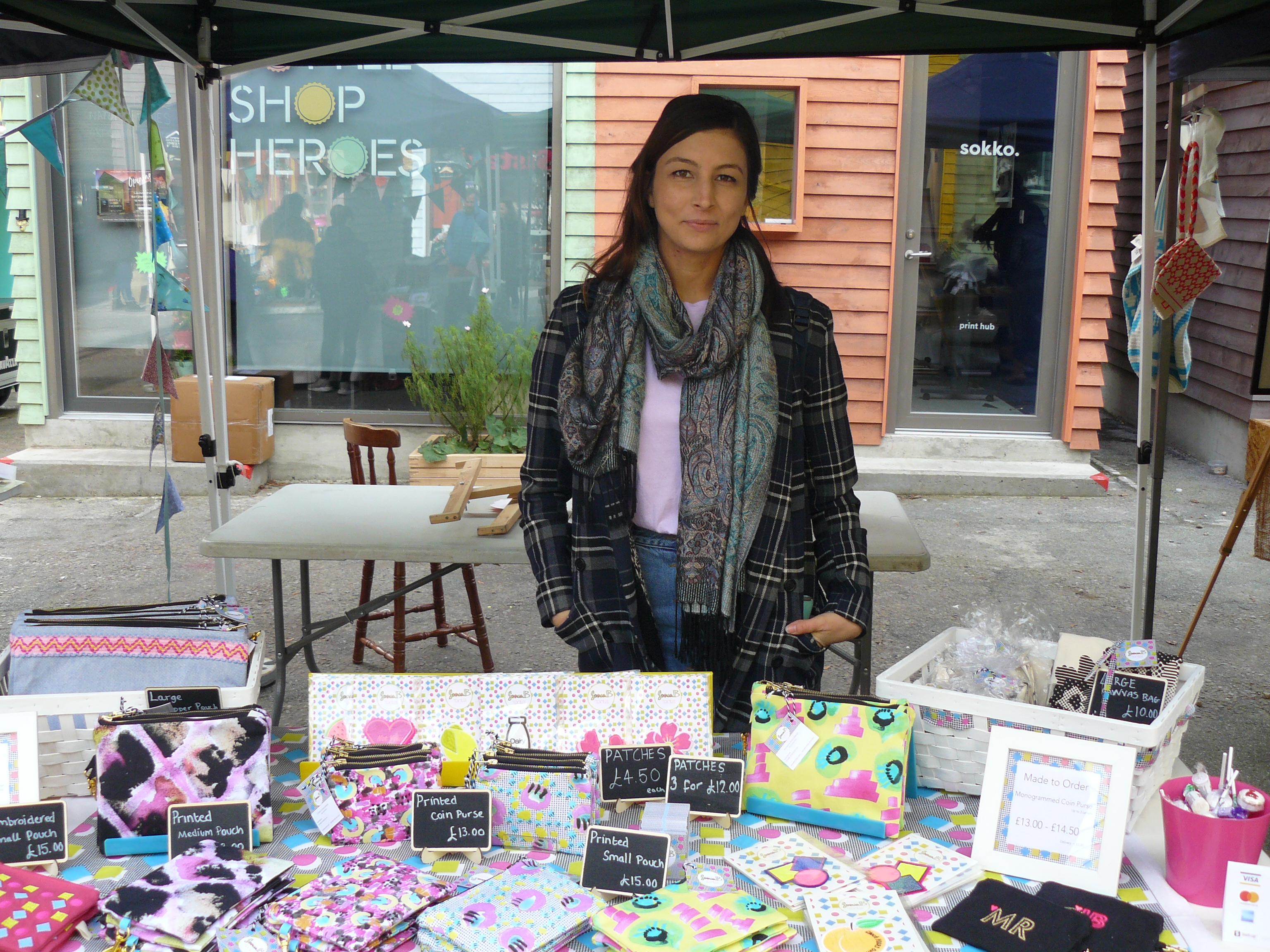 sonia-b-textiles-market-embroidery-crafty-fox